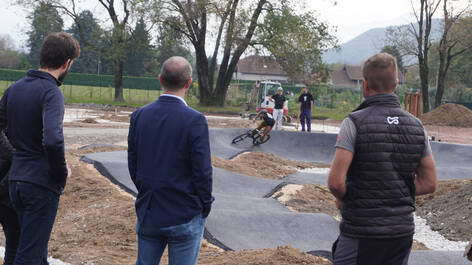 Le pumptrack prend forme !